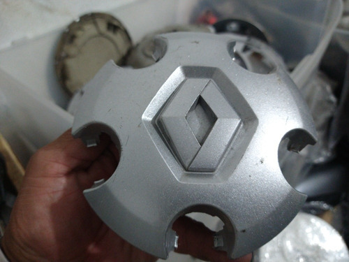 Tapa Copa Polvera Para Rin De Renault Duster Original Usada (Usado)