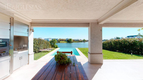 Imagen 17 de 30 de Tour 360º - Casa Al Lago En Venta O Alquiler - Barrio Los Lagos, Nordelta