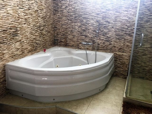 Imagen 26 de 29 de La Trinidad Mls# 22-8250 Wendy Marrero 0424-1275714/ 0426-5178744.