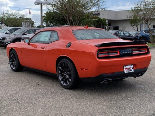 Imagem 3 de 15 de Dodge Challenger 6.4 Srt8 Hemi 16v 2p 2p