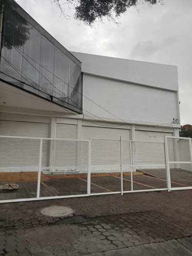 Bodega Comercial En Renta Avenida Revolución, San Pedro De Los Pinos