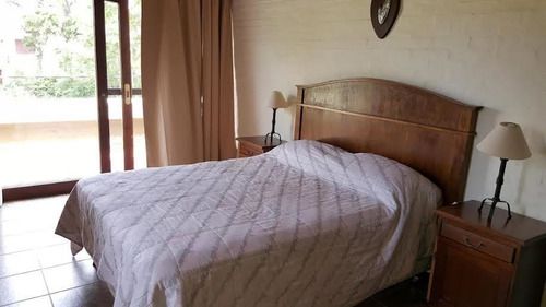 Alquiler Temporada Alta 2023/24 Casa De 3 Dormitorios, En Pinares, Punta Del Este!!