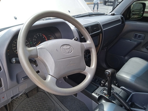 Imagen 12 de 13 de Toyota Prado