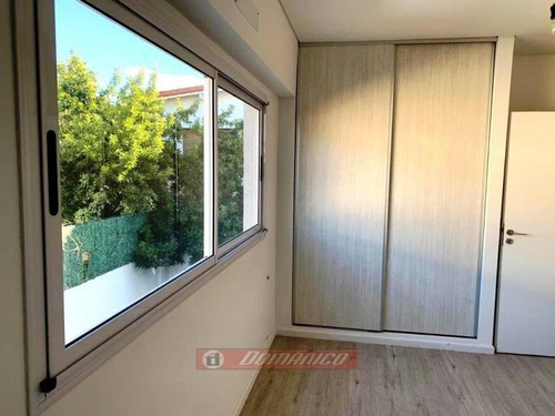 Imagen 12 de 24 de Casa En Venta En Castelar Norte