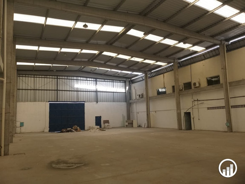 Imagem 11 de 11 de Galpão Para Alugar Ou Vender Com 1 Quartos, 600m² - Tomba - 65471