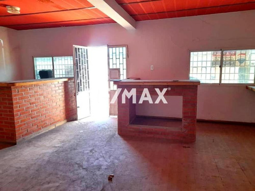 Re/max Acción - Local En Alquiler Ubicado En La Calle Purureche Precio De Oportunidad En Coro Estado Falcón