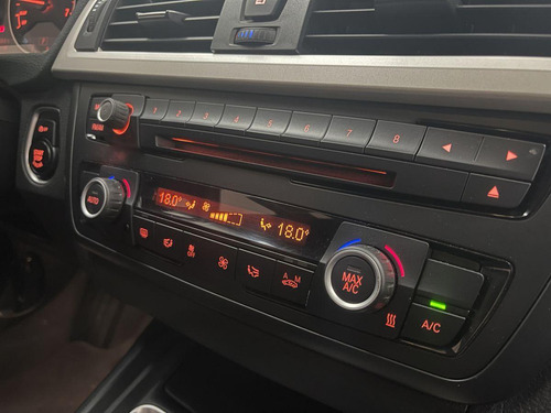 BMW Serie 3 320i 2.0 16v Turbo Active Flex 4p Automatico