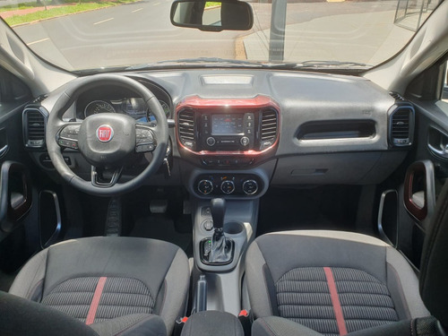 Fiat Toro 1.8 16v Freedom Flex 4x2 Aut. 4p