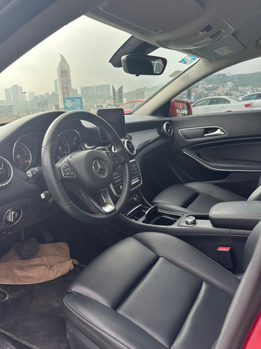 Mercedes-Benz Clase CLA 4p 200 CGI L4/1.6/T Aut