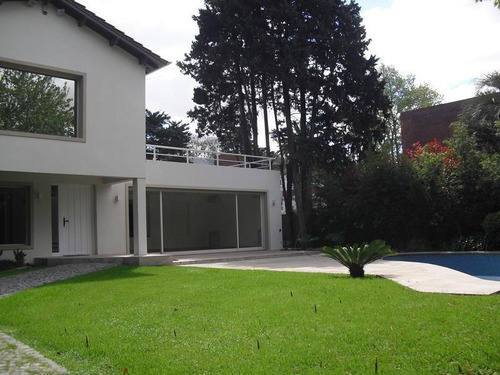 Imagen 11 de 24 de Excelente Casa C/ Piscina, A Mts Del Lincoln!