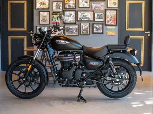 Imagen 15 de 25 de Royal Enfield Meteor 350 Stellar Negra Reserva