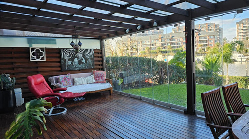 Venta De Departamento En Duplex De 3 Ambientes En Complejo Vista Bahia Nordelta