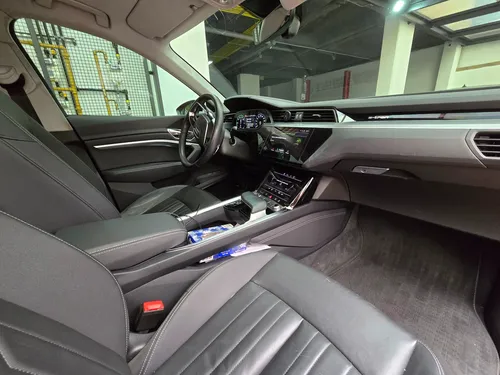Audi E-tron Prestige