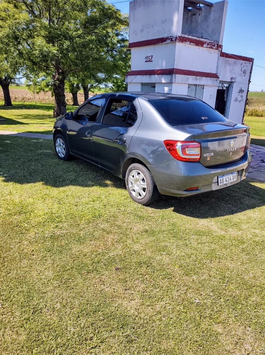 Renault Logan 1.6 Authentique Plus 85cv