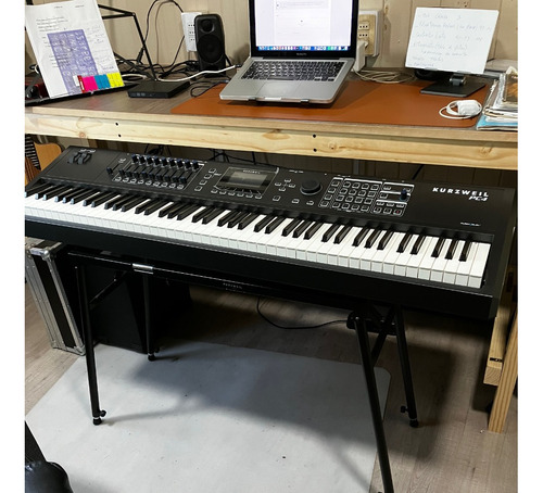 Pianodigital,sintetizador, Workstation Kurtzweil Pc4,