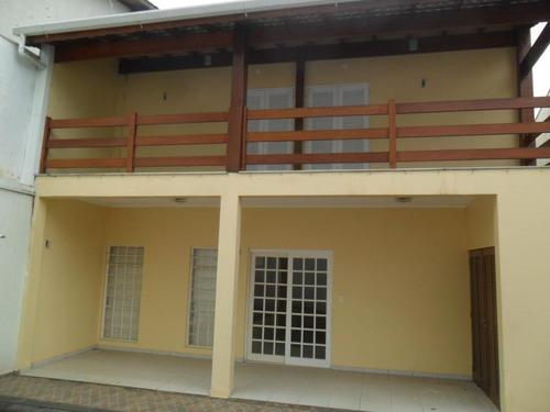 Sobrado À Venda, 3 Quartos, 1 Suíte, 4 Vagas, Vila Oliveira - Mogi Das Cruzes/sp - 714