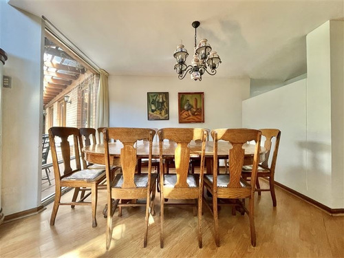 Imagen 10 de 27 de Venta Casa Vitacura Pasaje: Las Encinas