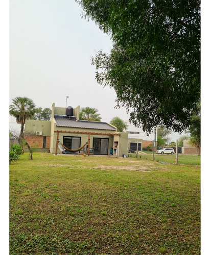 Casa 2 Dormitorios Impecable Y Tranquila En Villa Monte Alto