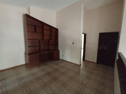 Imagen 8 de 30 de Gustavo Zavala Rentahouse 22-9749