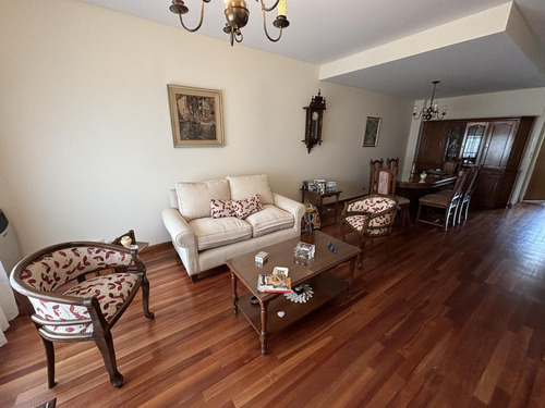 Duplex 4 Ambientes Gran Jardín. Olivos.