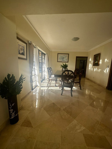 Apartamento En La Esperilla En Venta