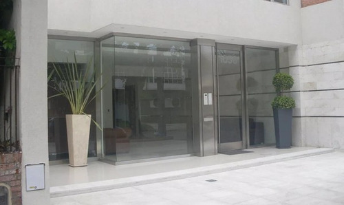 Imagen 1 de 13 de Oficina 3 Ambientes A 30 Mts Estación Adrogué