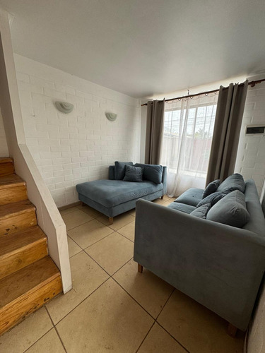 Vende Casa 3 Dormitorios Excelente Ubicación En Santa Cruz