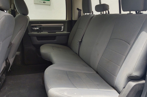 Imagen 10 de 12 de Ram 1500 Crew Cab Slt V6 4x2