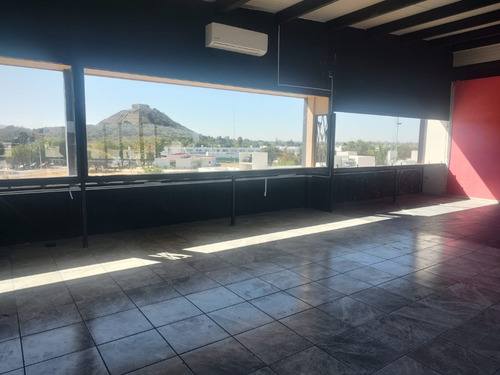 Local En Venta Plaza Avanzza, Av. El Jacal