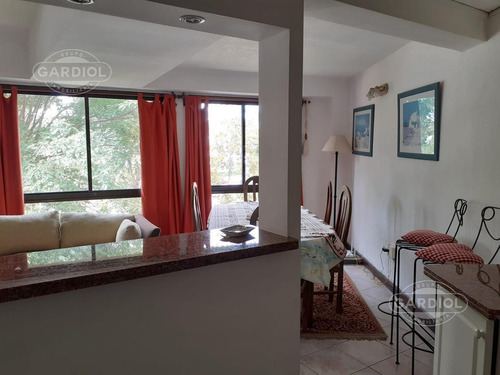 Imagen 2 de 14 de Apartamento 2 Dormitorios Con Garage En Roosevelt Y Parada 4. Punta Del Este.