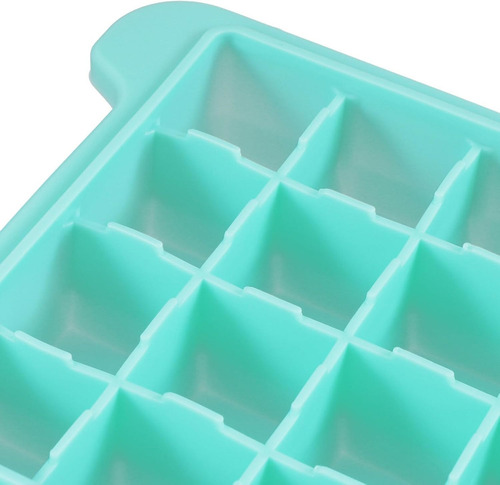 Cubetera Silicona Flexible Con Tapa Hielo Cubitos Bandeja Color