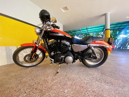 Imagen 1 de 4 de Moto Harley Davidson Modelo Sporter 883 Custom