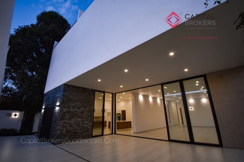 Imagen 8 de 30 de Residencia Nueva De Lujo En Rancho Contento