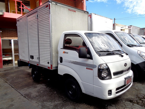 Kia Bongo K 2500 Bau Carga Seca - Ano 2016