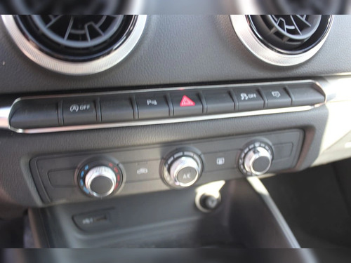 Audi A3 35 TFSI 1.4 AT