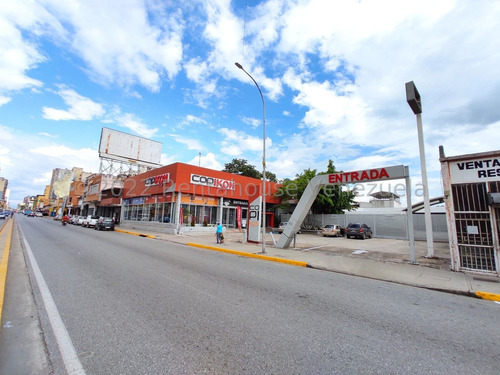 Local Comercial En Venta Av Bolivar Maracay 2320m2 Estef 23-8780