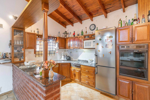 Venta De Casa 3 Ambientes En Quilmes Oeste