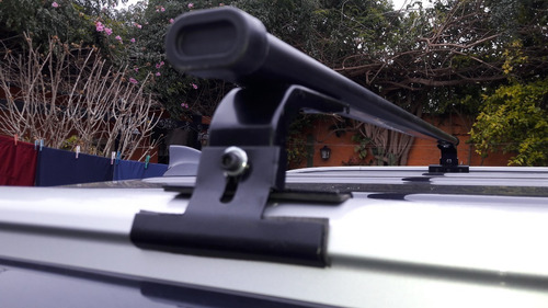 Imagen 4 de 8 de Barras Porta Equipaje Chery Tiggo 3 Y 5 Luxury Con Rieles