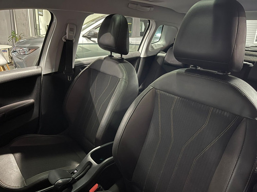 Peugeot 2008 1.6 Feline Tip