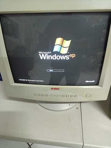 Monitor Crt 15 Alaska Funcionando Perfectamente!! Beige (Usado)