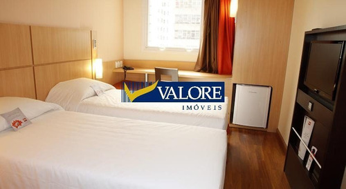 Flat, 1 Quarto, Funcionários - 4192