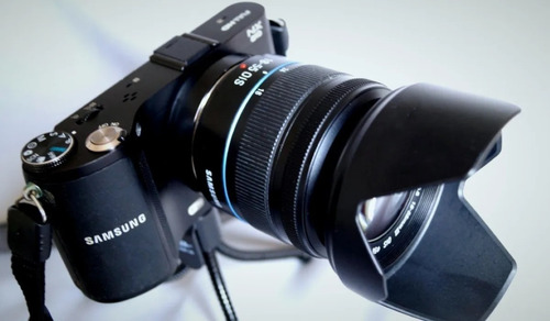 Câmera Samsung Nx210 20mp Full Hd 18-55mm Ois .i Function