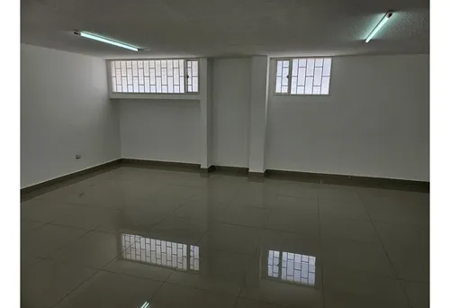 Local En Venta Batan / Recreo De Los Frailes