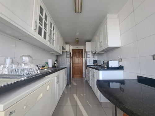 Departamento En Arriendo De 3 Dorm. En Coraceros