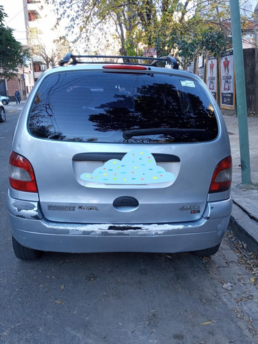 Imagen 4 de 14 de Renault Megane Scenic 16v