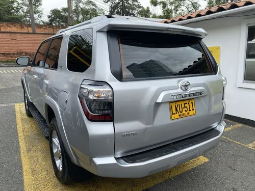 Toyota 4Runner 4.0 Sr5 4X4