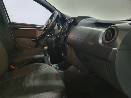 Imagen 15 de 25 de Renault Duster Privilege 1.6 2015, C/gnc, Concesionario Lp