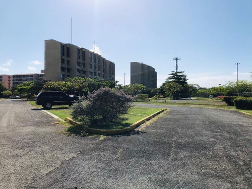 Imagen 2 de 13 de Cómodo Apartamento En Venta. Via Aguasal, Al Lado Del Club