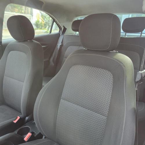 Chevrolet Onix ONIX HATCH Joy 1.0 8V Flex 5p Mec.