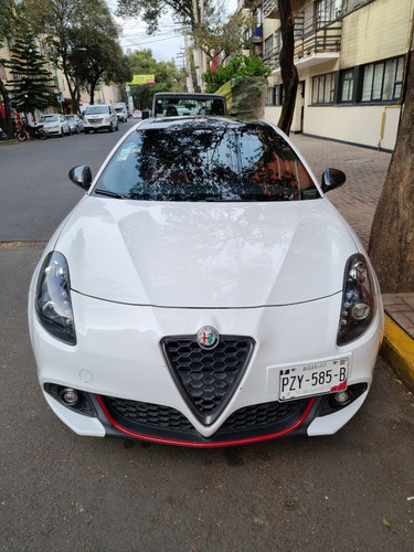 Imagen 8 de 11 de Alfa Romeo Giulietta